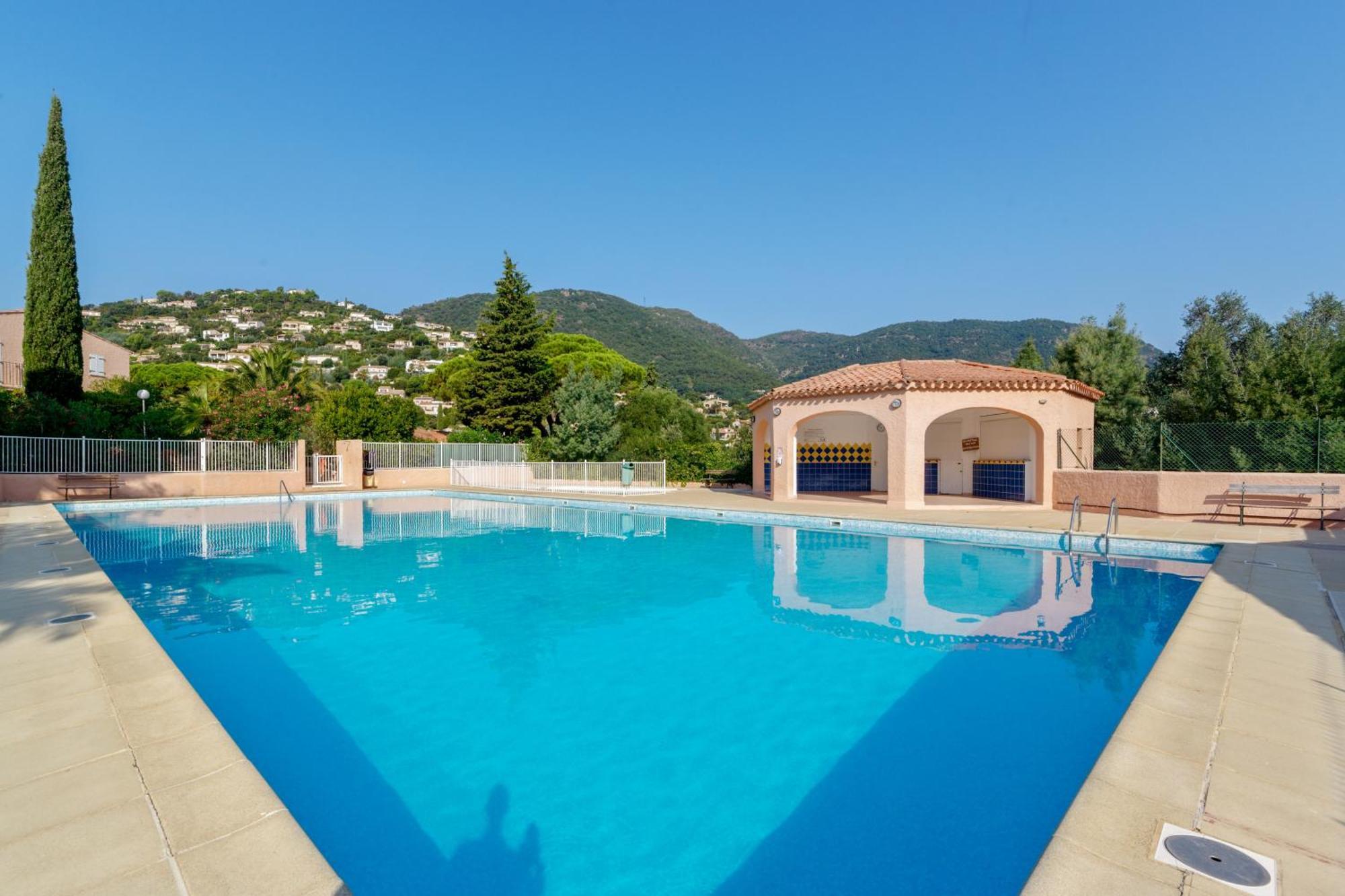 Residence Partenaire Le Domaine De Garlande Cavalaire-sur-Mer Exterior photo