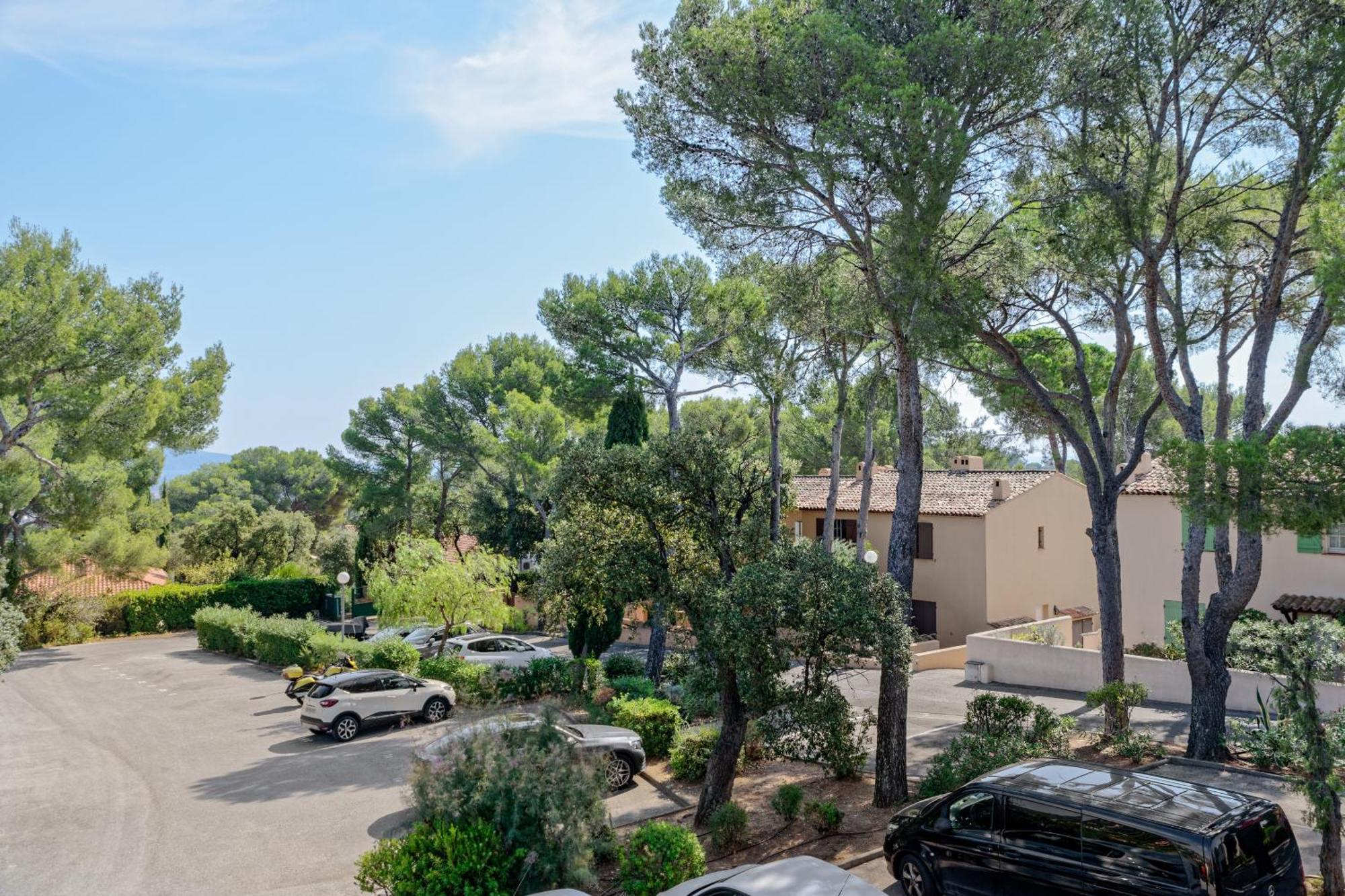 Residence Partenaire Le Domaine De Garlande Cavalaire-sur-Mer Exterior photo